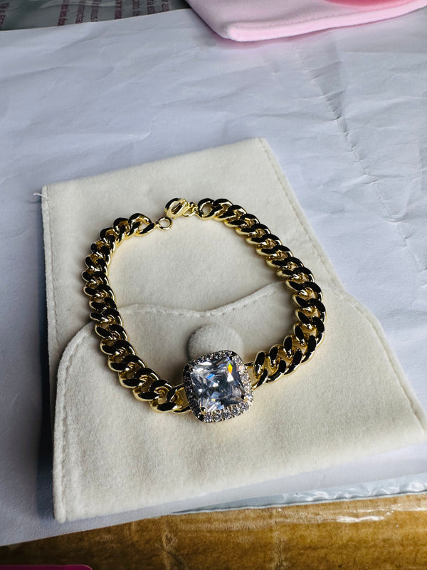 Luxe Gold Cuban Chain Bracelet with Halo Crystal Center