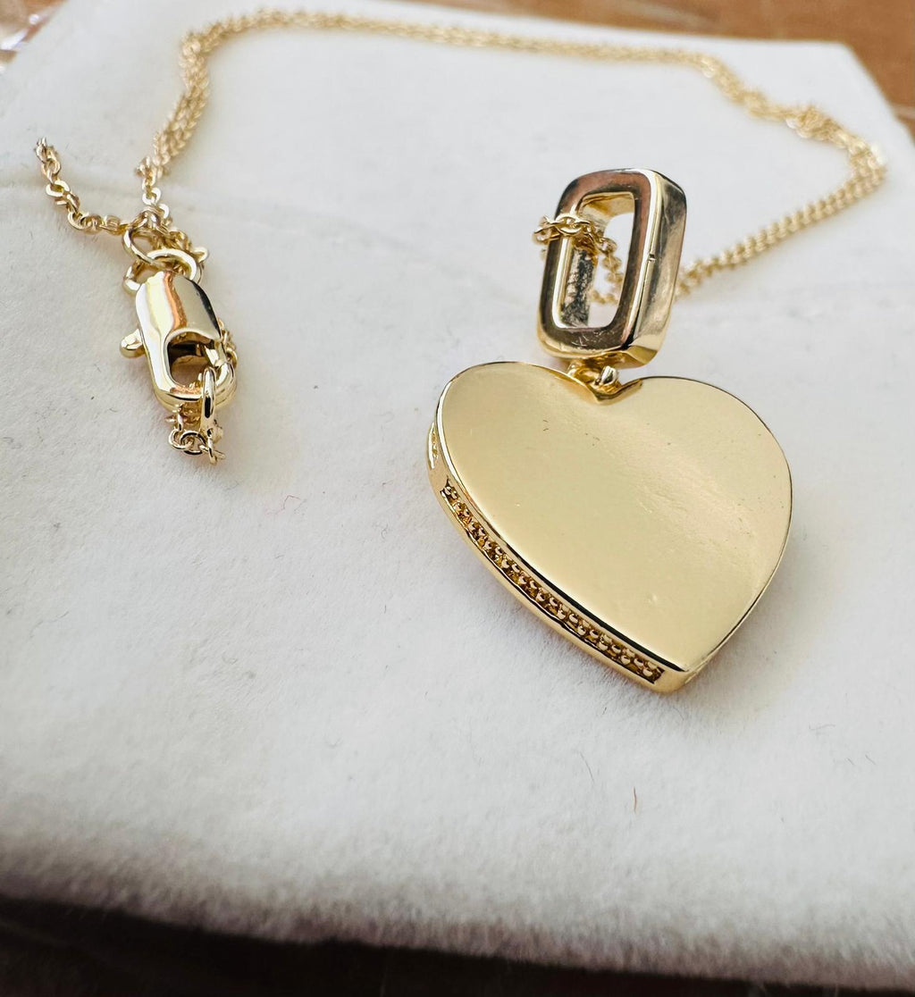 Elegant Gold-Plated Heart Pendant Necklace for Women