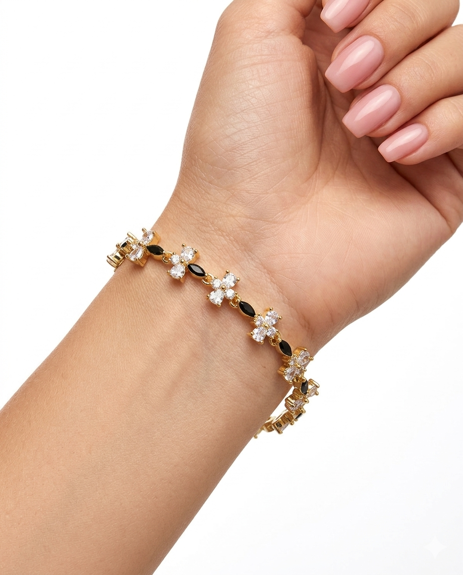 Petal Shine Crystal Link Bracelet –Gold Edition (Romantic Feel)